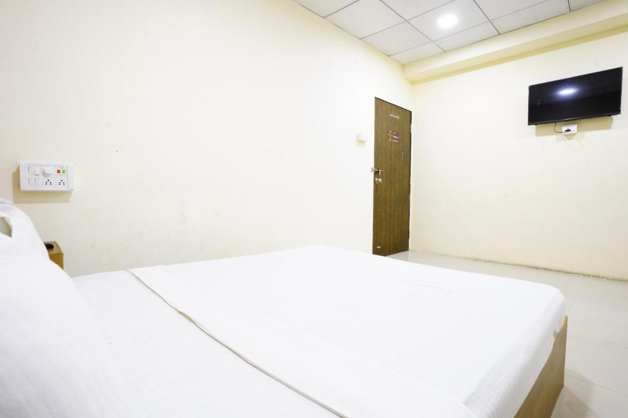 Hotel Nova Rooms Atlanta Shopping Сурат Экстерьер фото